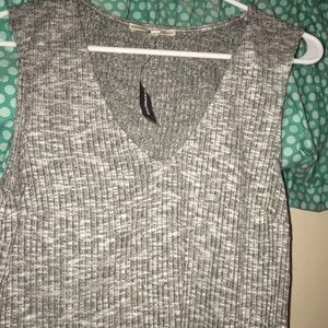 Grey v neck crop top